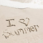 i-love-summer-written-sand_1252-459